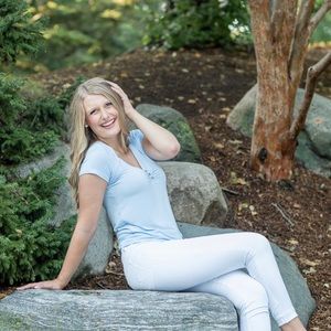 Meet your Posher, Hayley